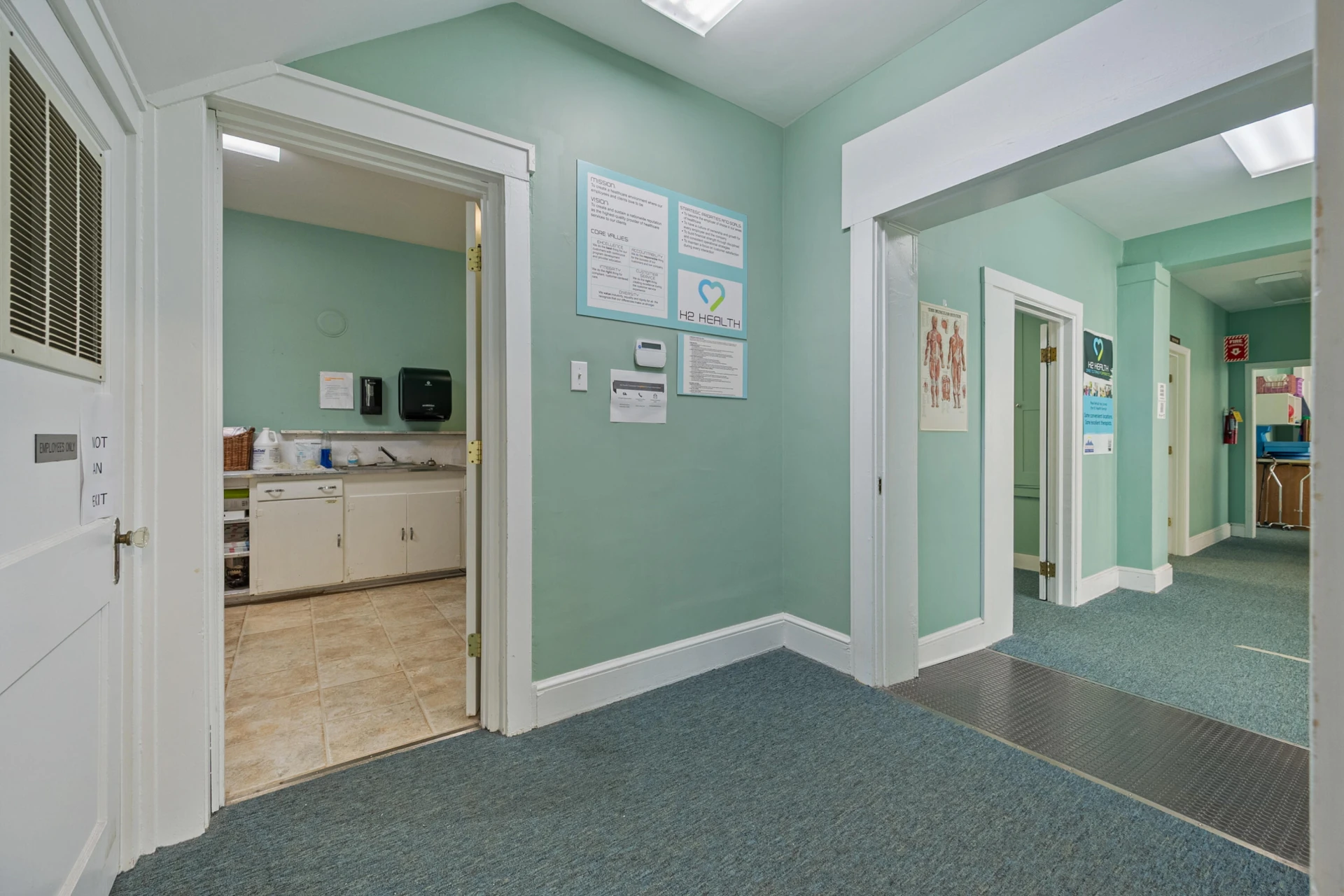 815 E Main ST - Photo 29