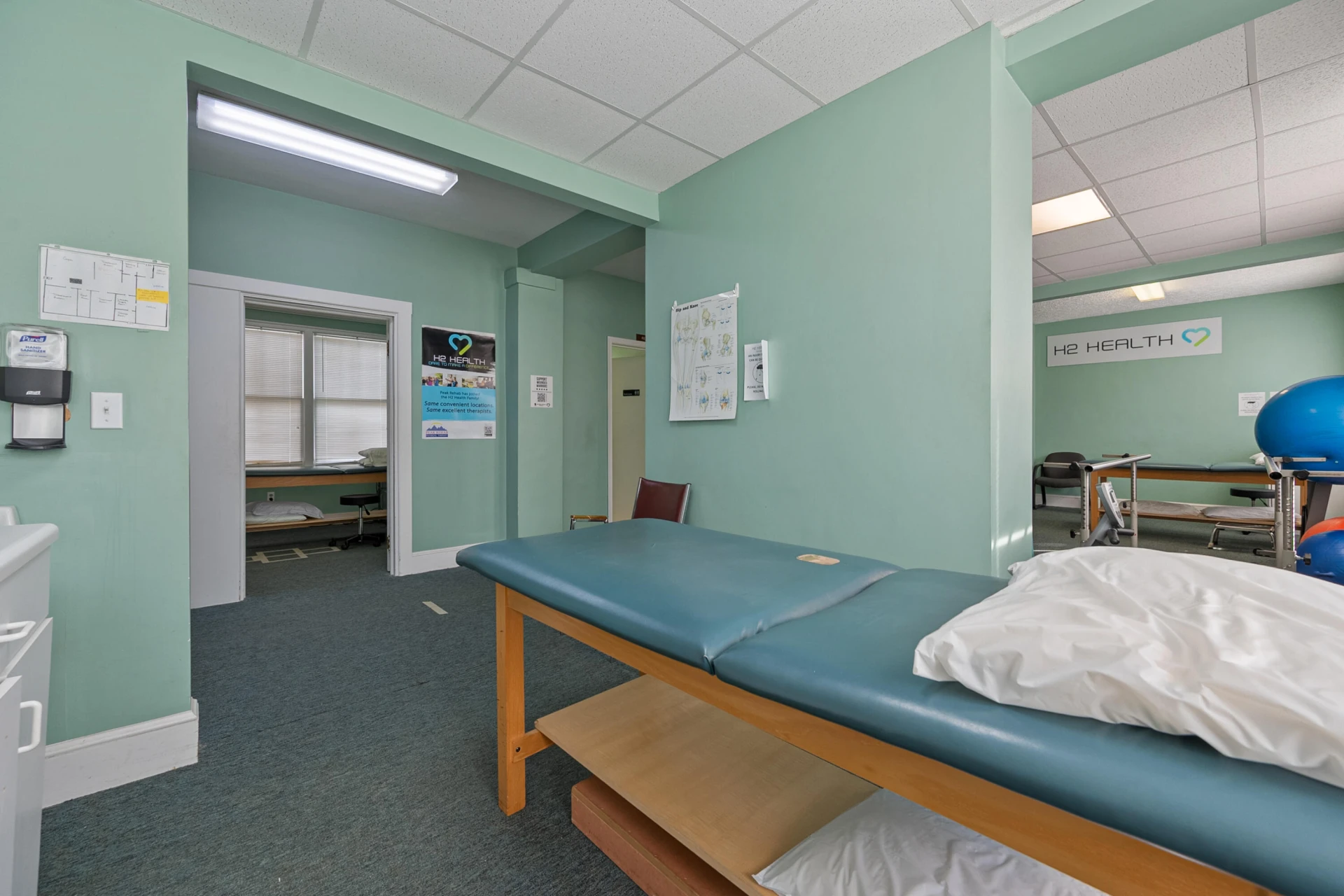 815 E Main ST - Photo 33