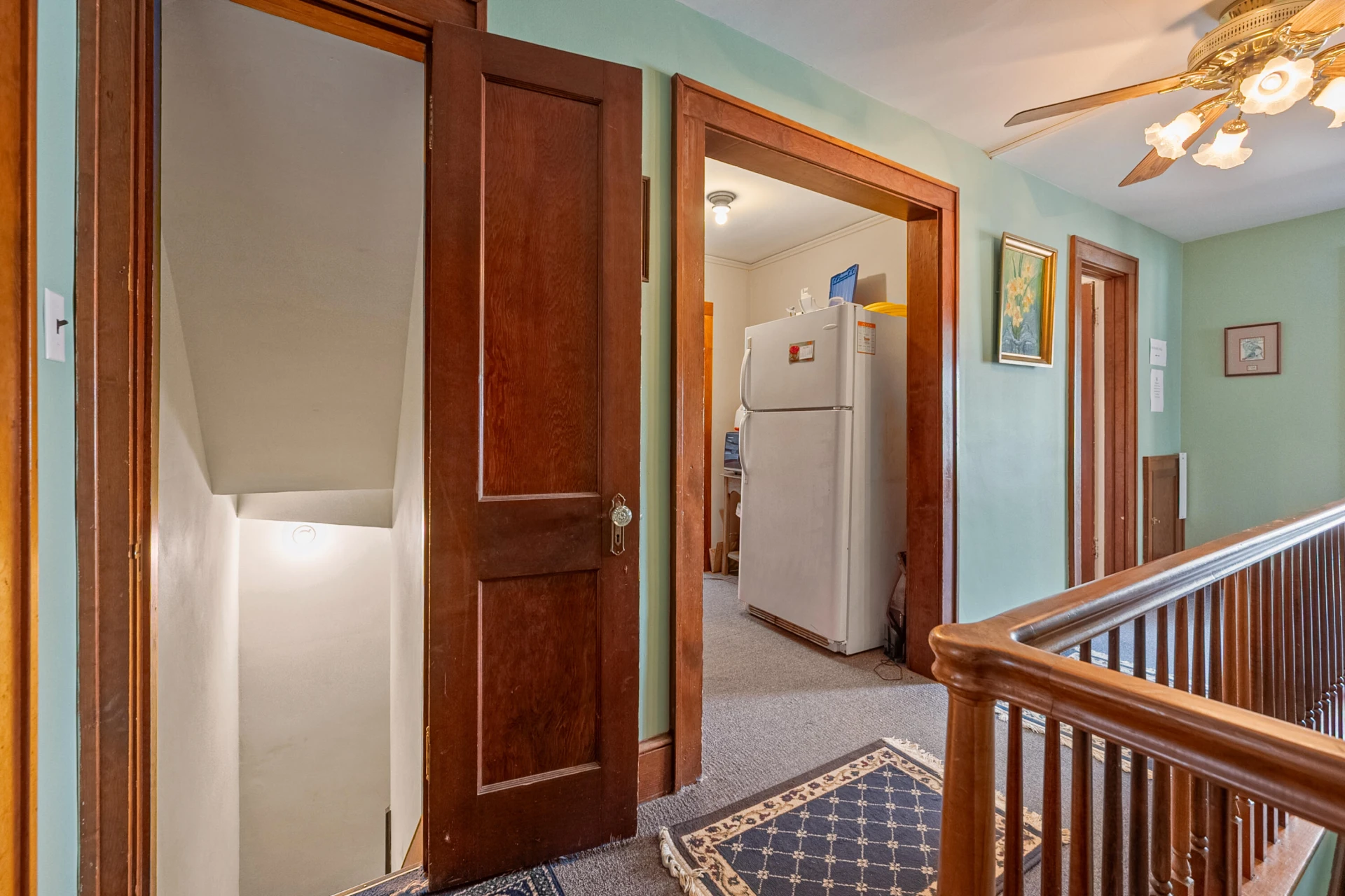 815 E Main ST - Photo 48