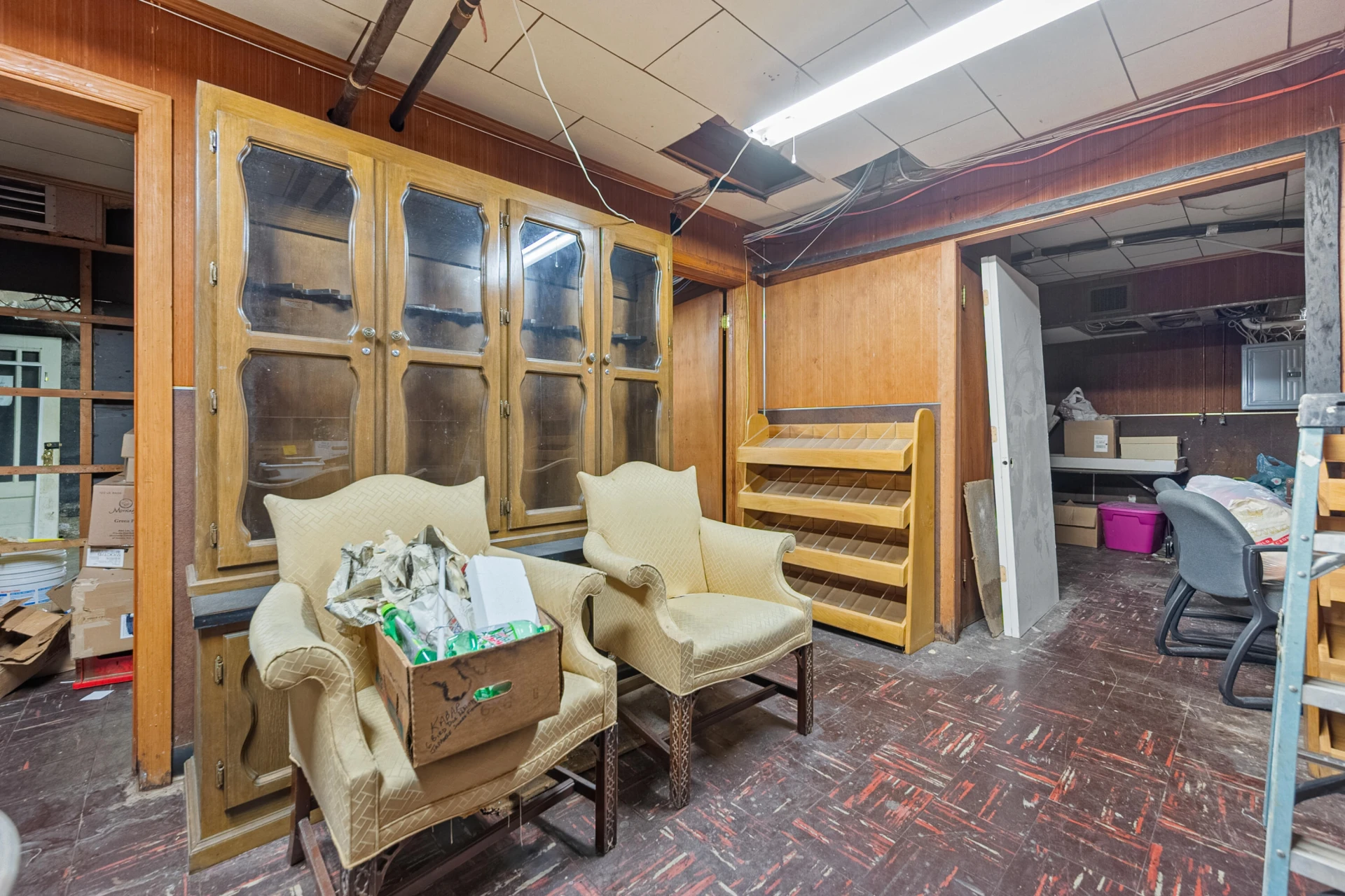 815 E Main ST - Photo 63