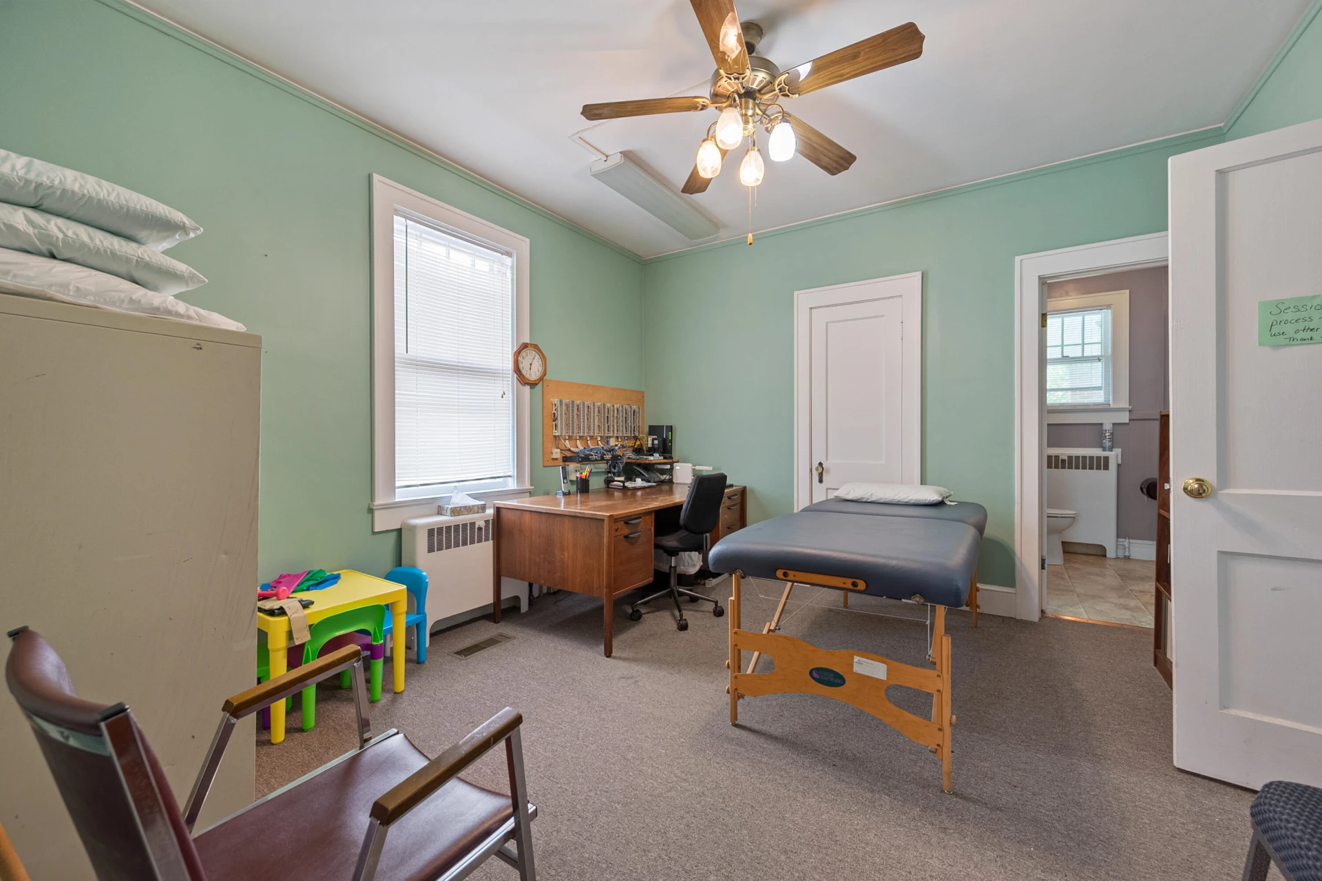815 E Main ST - Photo 17