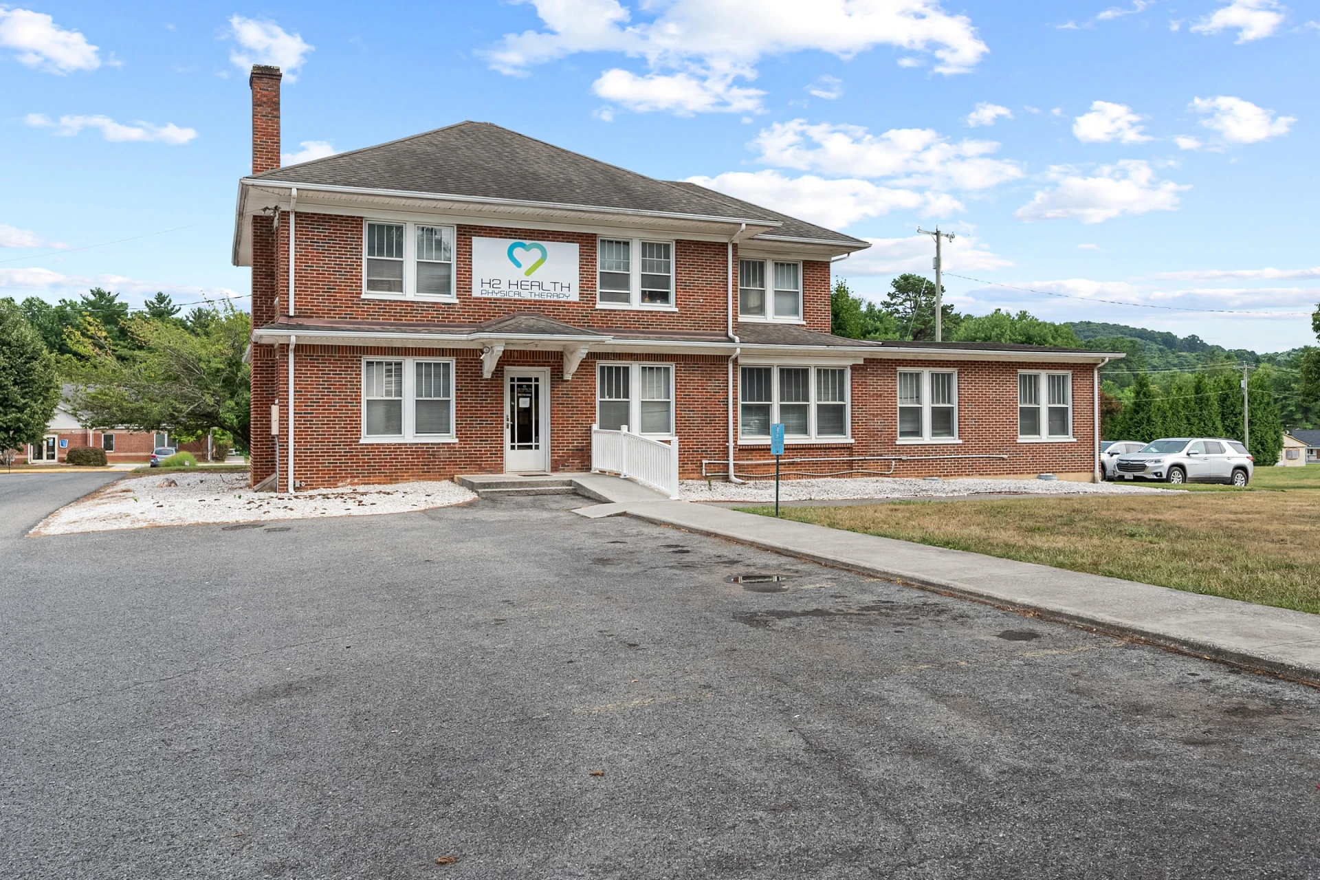 815 E Main ST - Photo 2