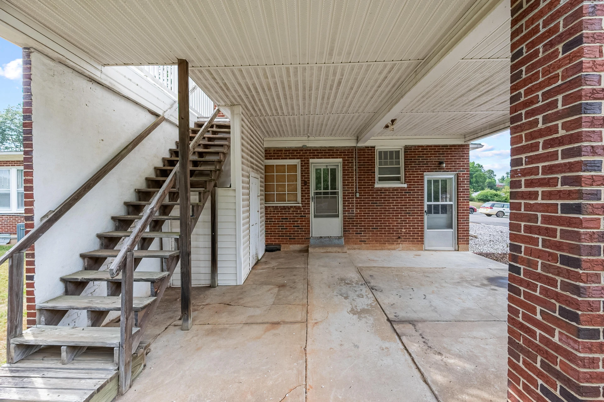 815 E Main ST - Photo 72