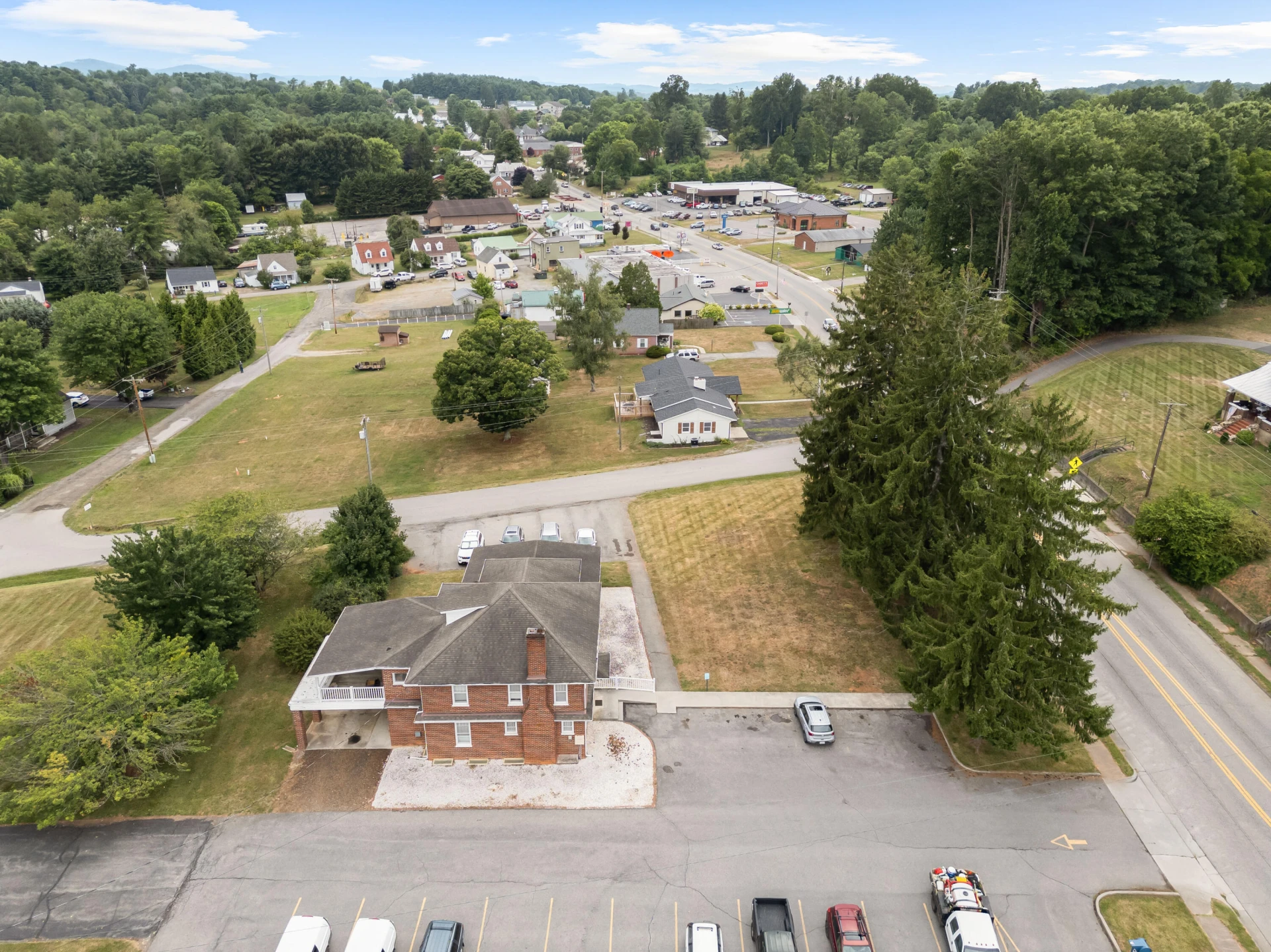 815 E Main ST - Photo 77