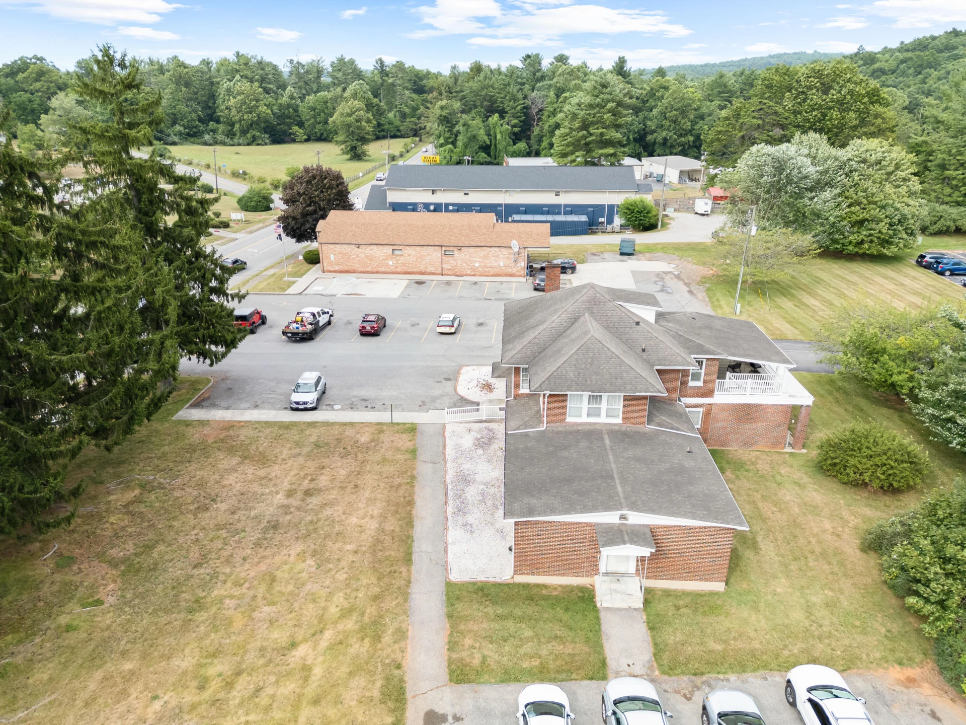 815 E Main ST - Photo 83