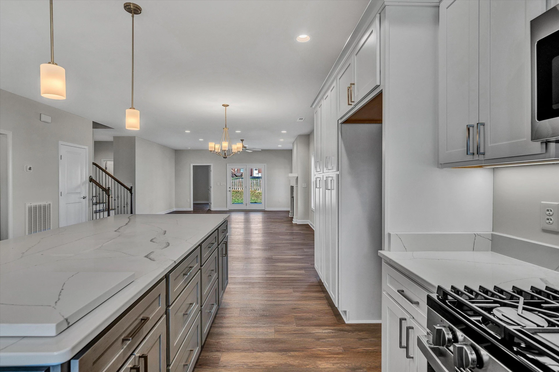 2240 Foxfield LN - Photo 5