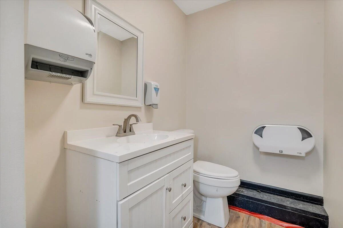 803 S Lexington AVE - Photo 23