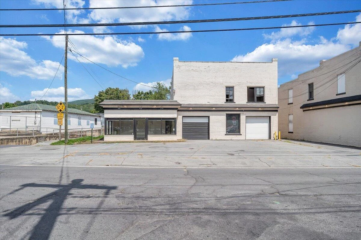 803 S Lexington AVE - Photo 3