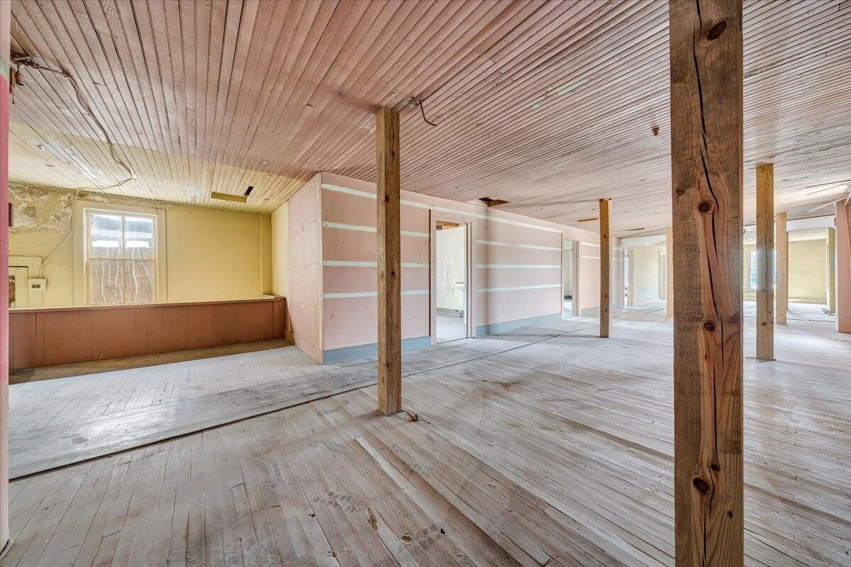 803 S Lexington AVE - Photo 31