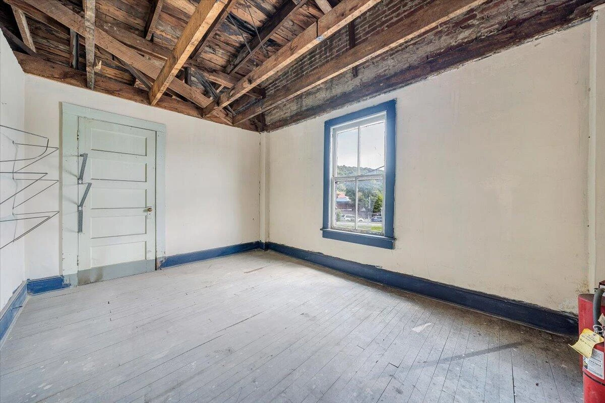 803 S Lexington AVE - Photo 34