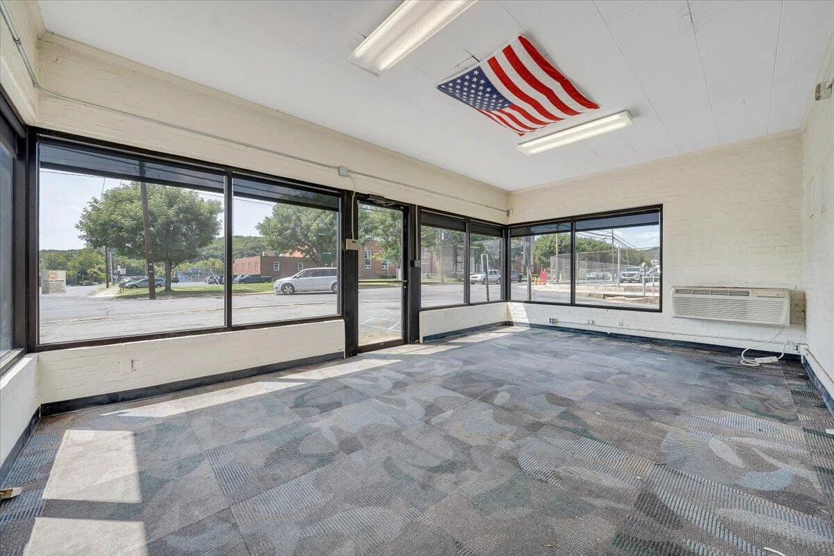803 S Lexington AVE - Photo 38