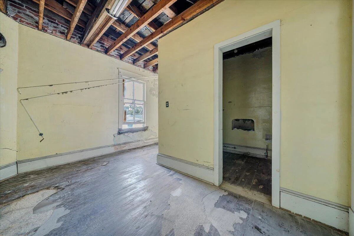 803 S Lexington AVE - Photo 45