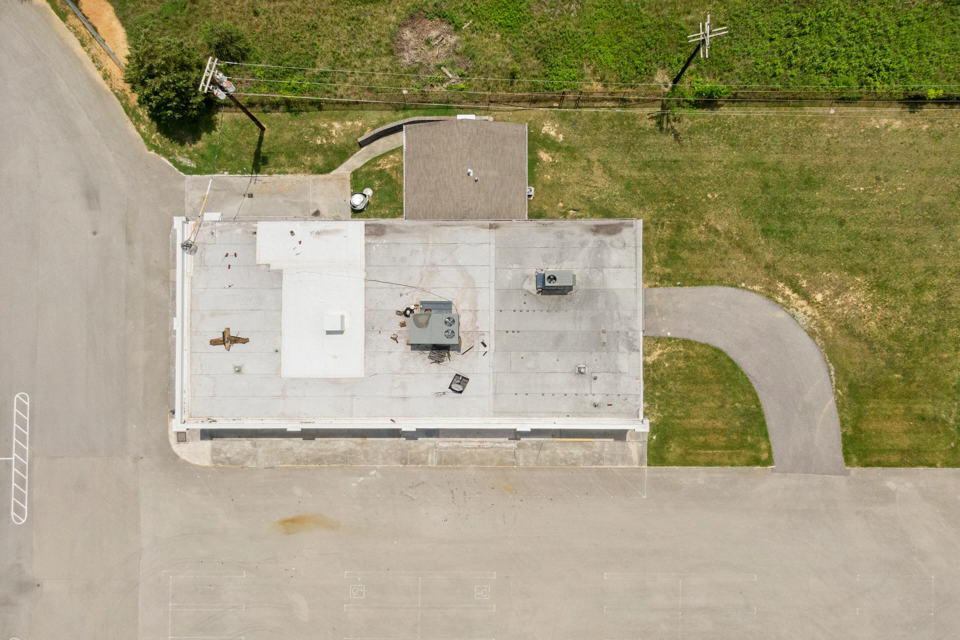 934 E Main ST - Photo 11