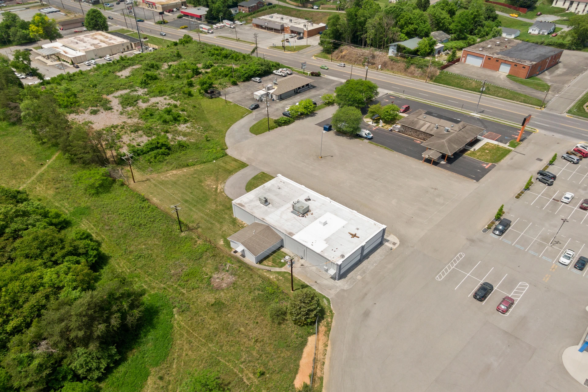 934 E Main ST - Photo 21