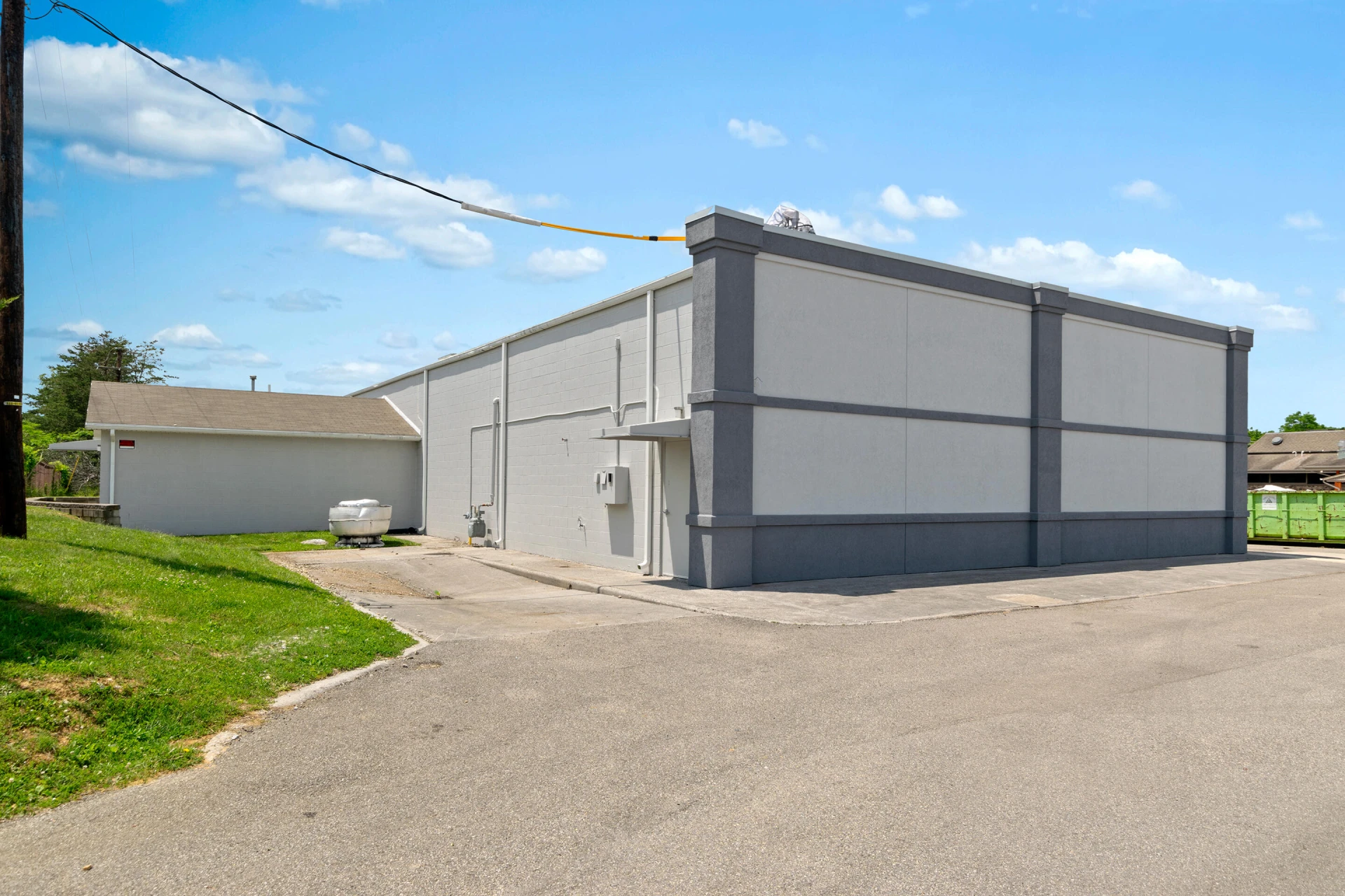 934 E Main ST - Photo 8