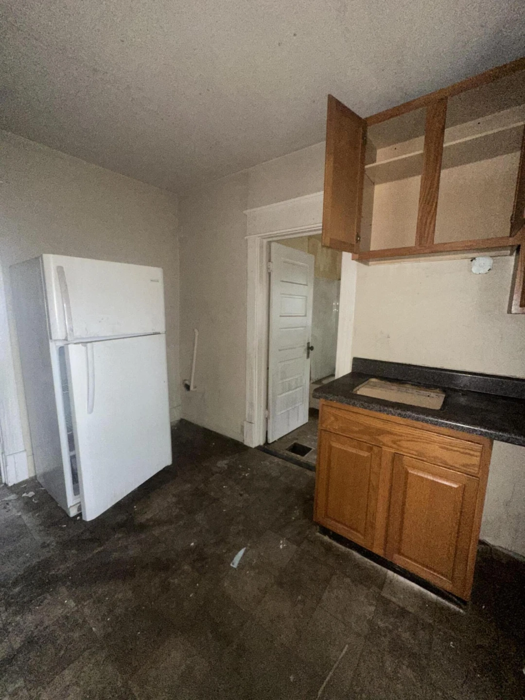 707 Bullitt AVE SE - Photo 5