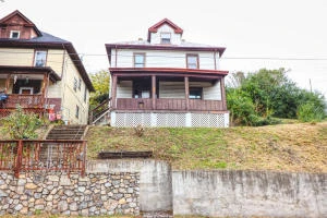 626 Tazewell AVE SE