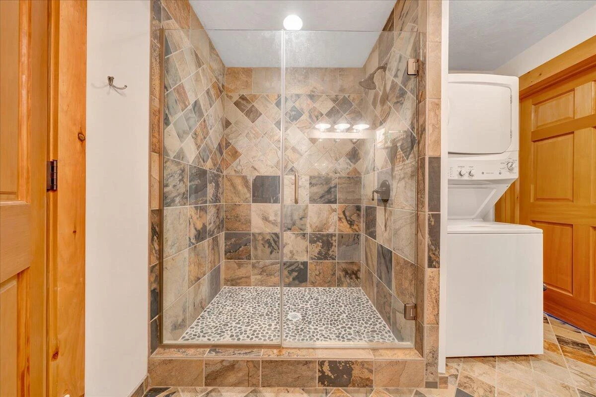 1088 Hollandsworth RD NW - Photo 19