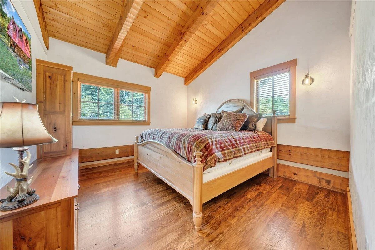 1088 Hollandsworth RD NW - Photo 24