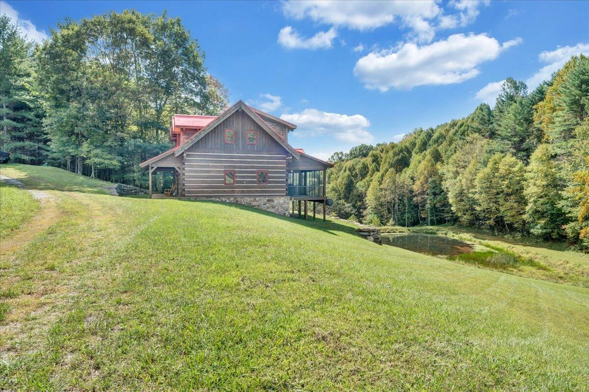 1088 Hollandsworth RD NW - Photo 61