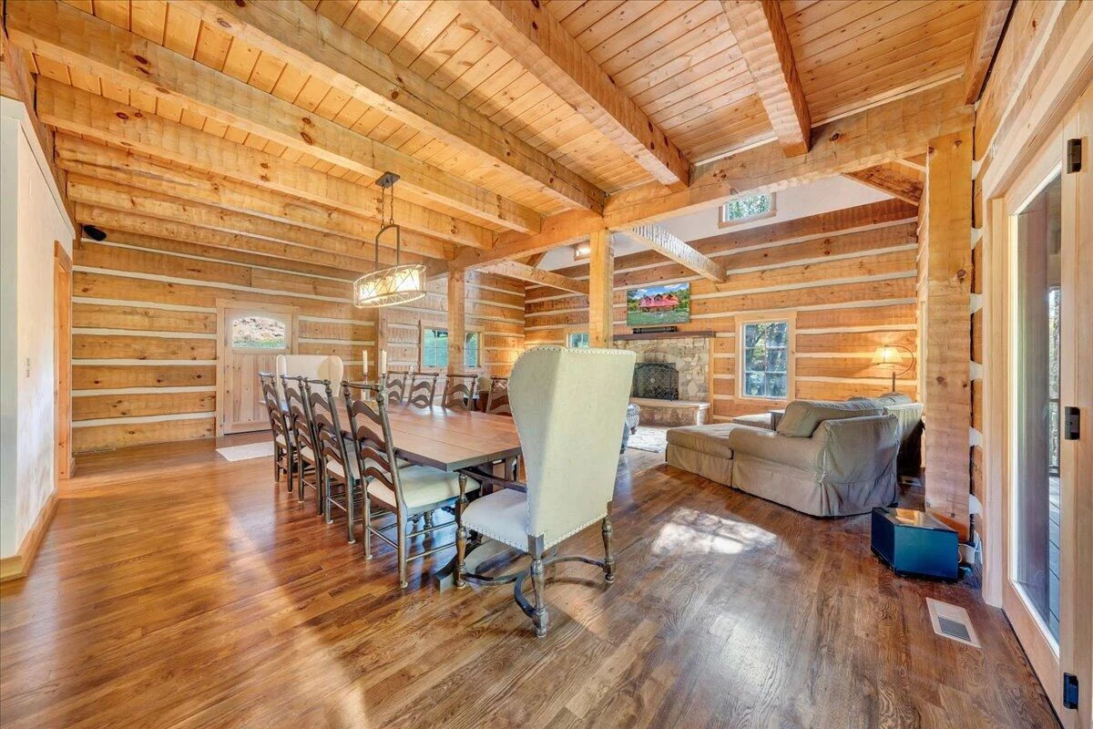 1088 Hollandsworth RD NW - Photo 8