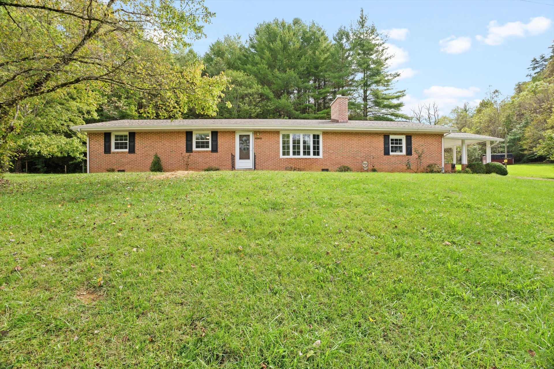 2560 Fishers View RD