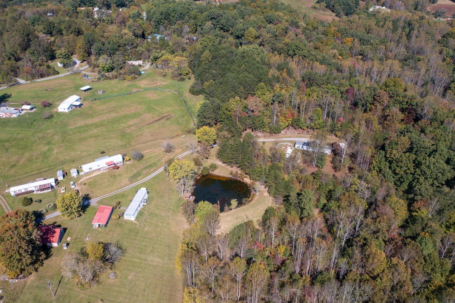 1155 Gaston RD - Photo 32