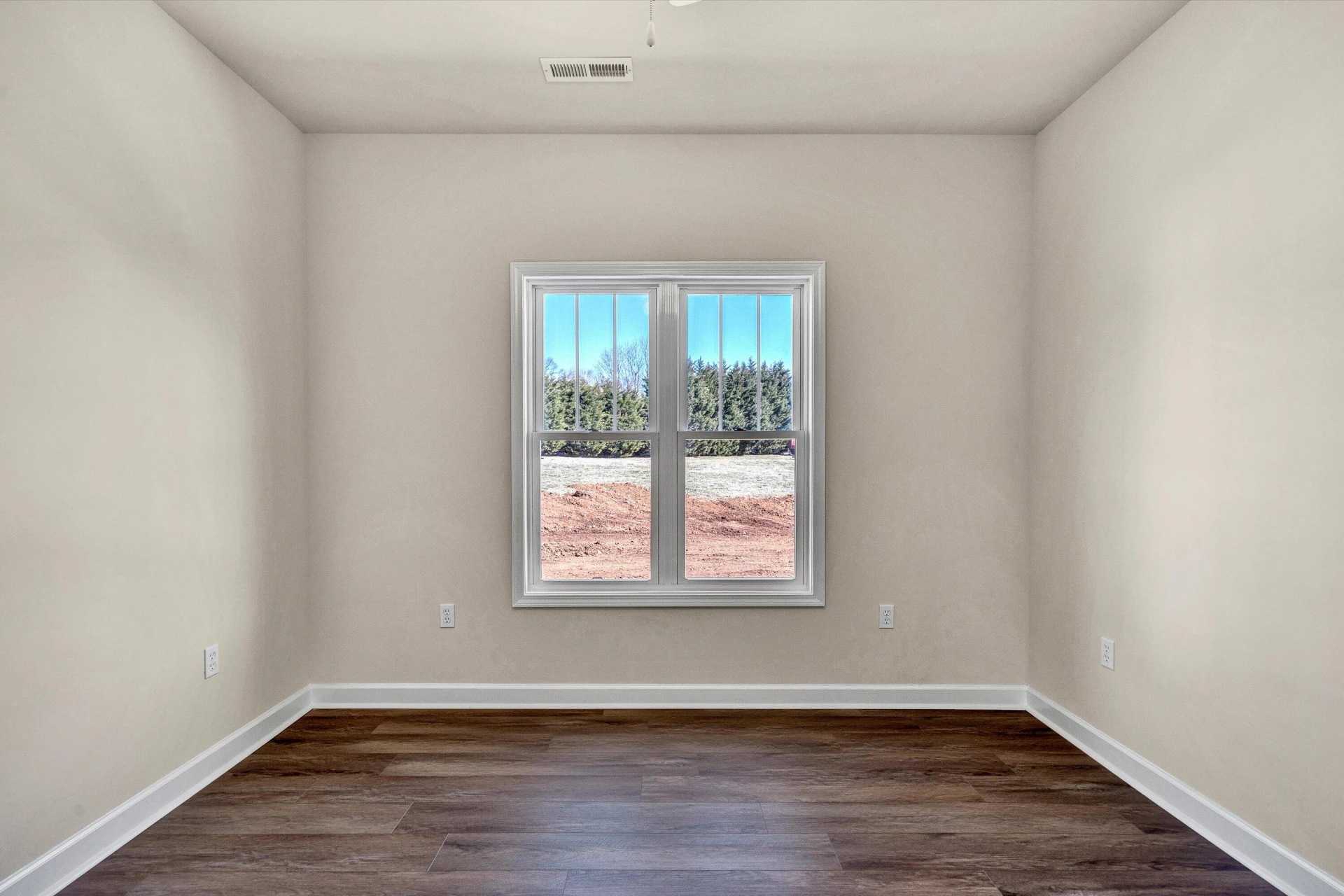 405 Decatur CIR - Photo 9
