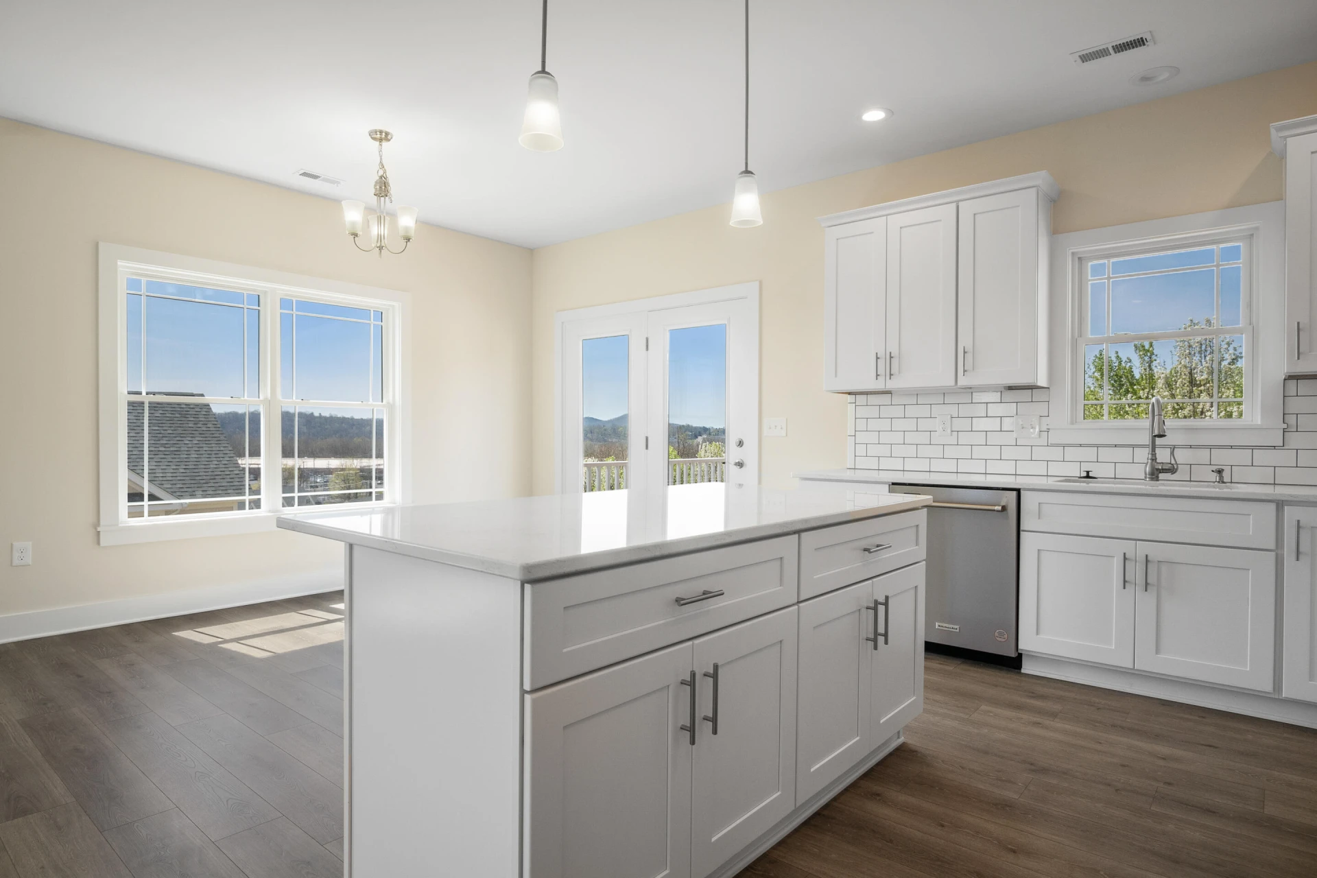 6913 Doral DR - Photo 13