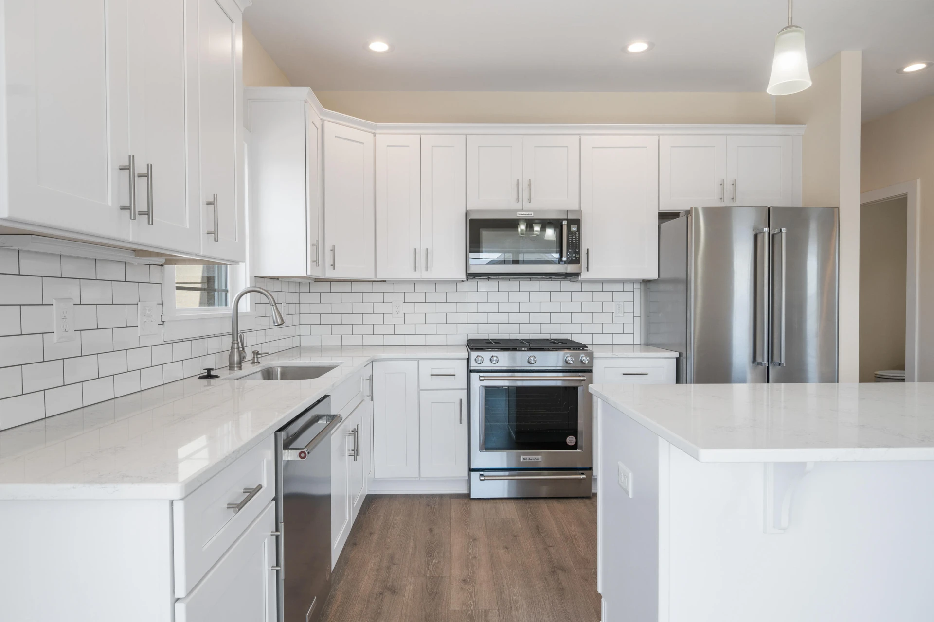 6913 Doral DR - Photo 15