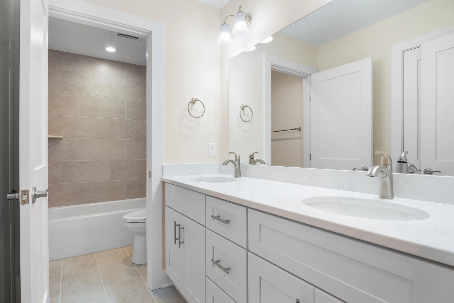6913 Doral DR - Photo 33