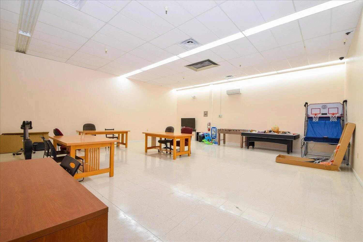 1045 North Main ST - Photo 14
