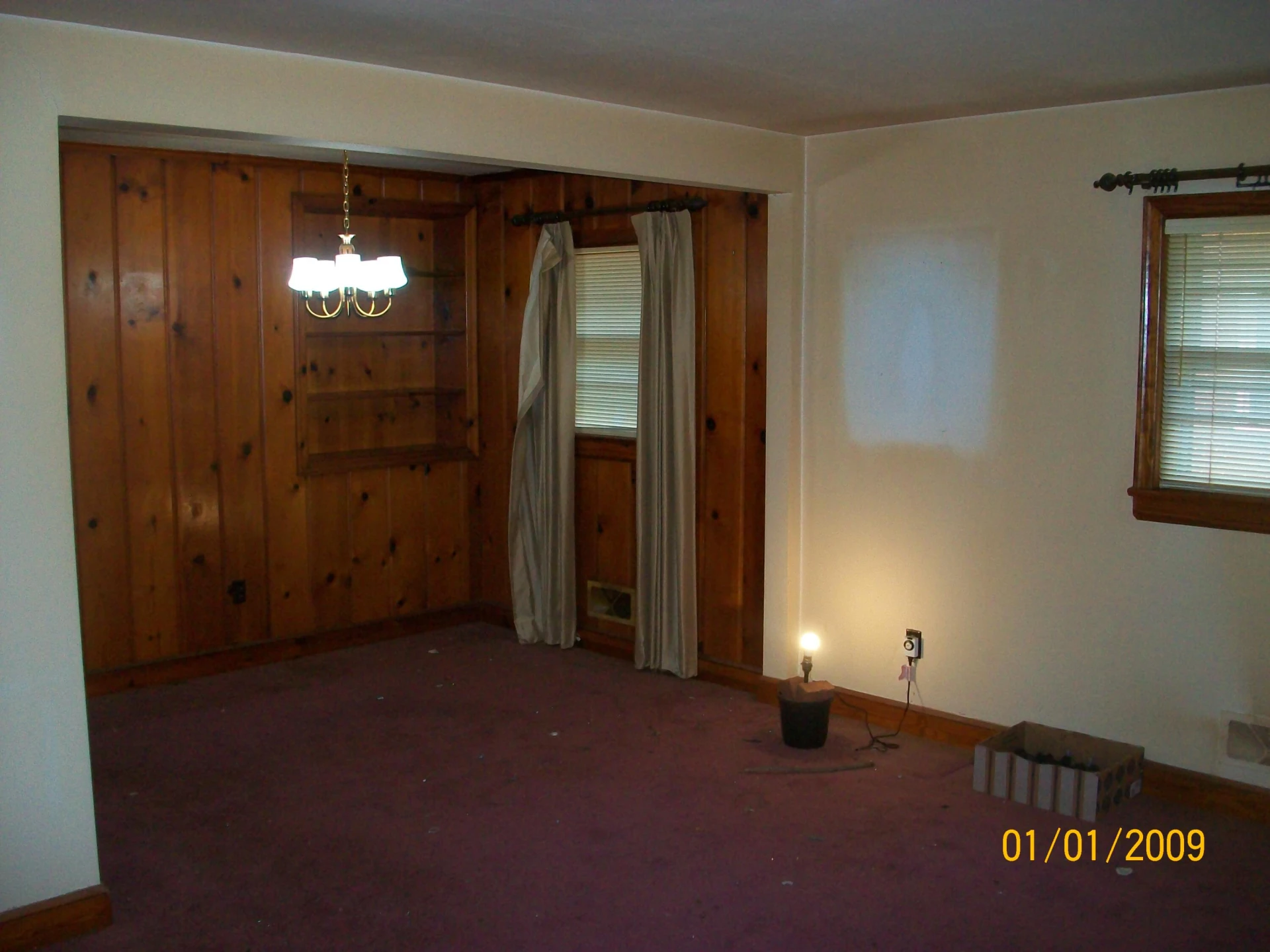 230 Crittendon AVE NE - Photo 8