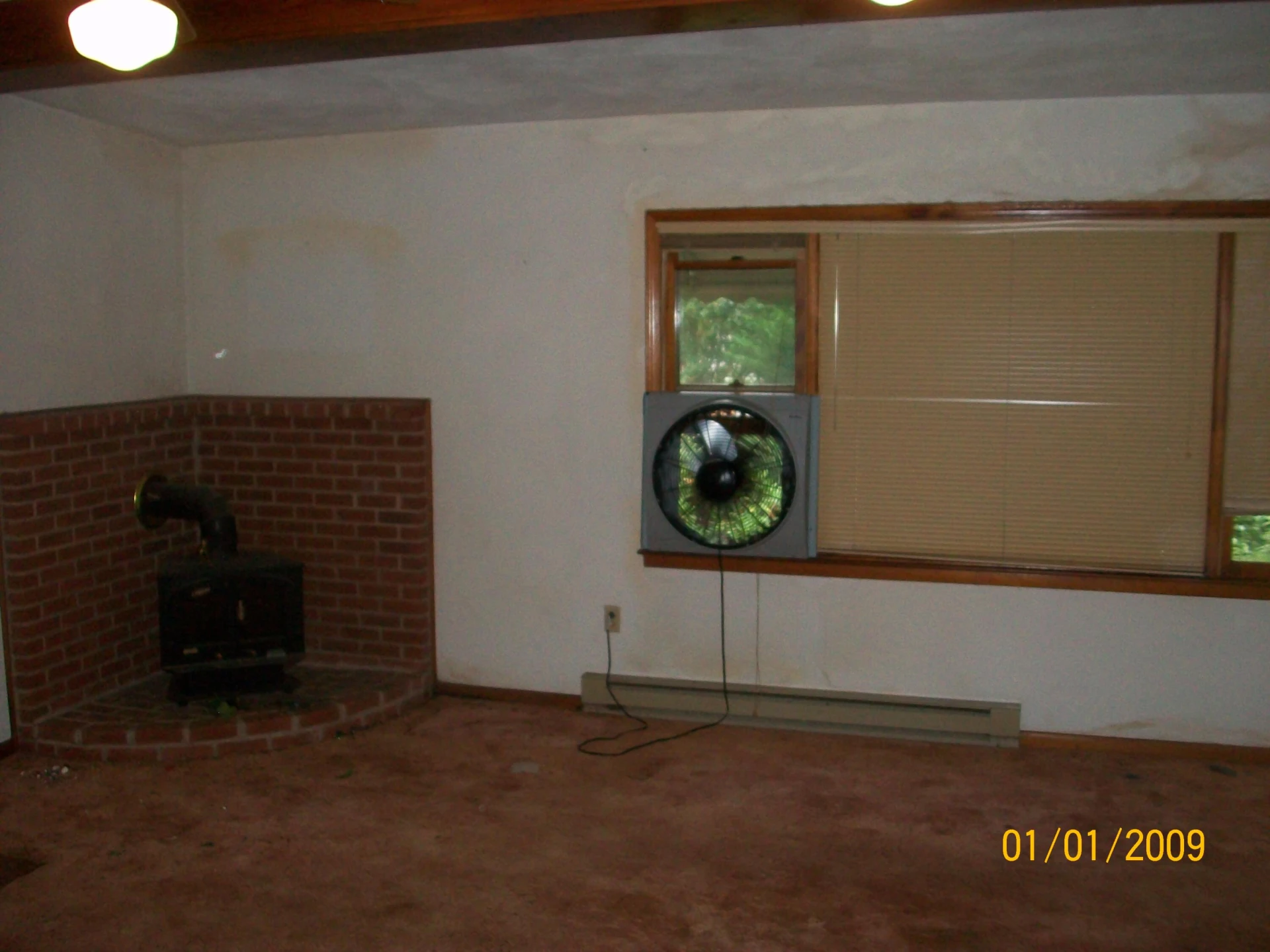 230 Crittendon AVE NE - Photo 9