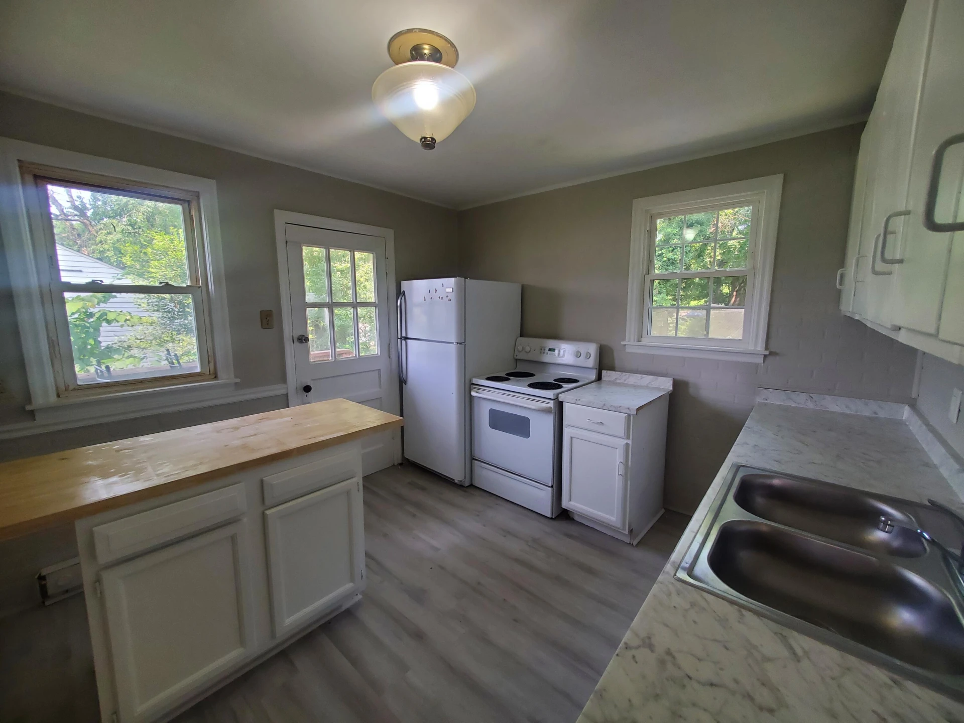 717 Hershberger RD NW - Photo 5