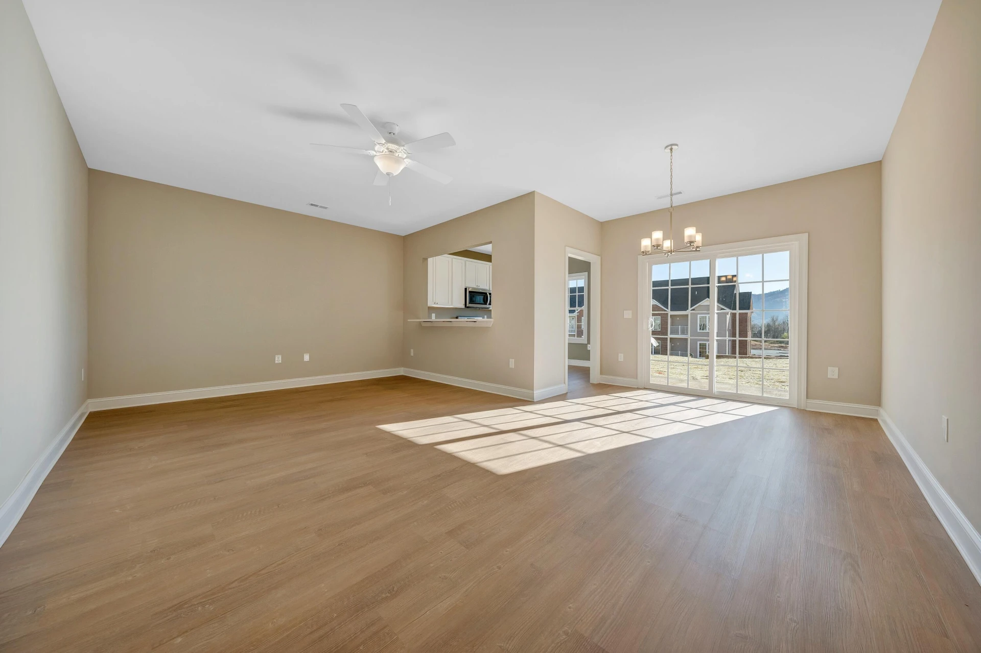 5679 Huntridge RD - Photo 2