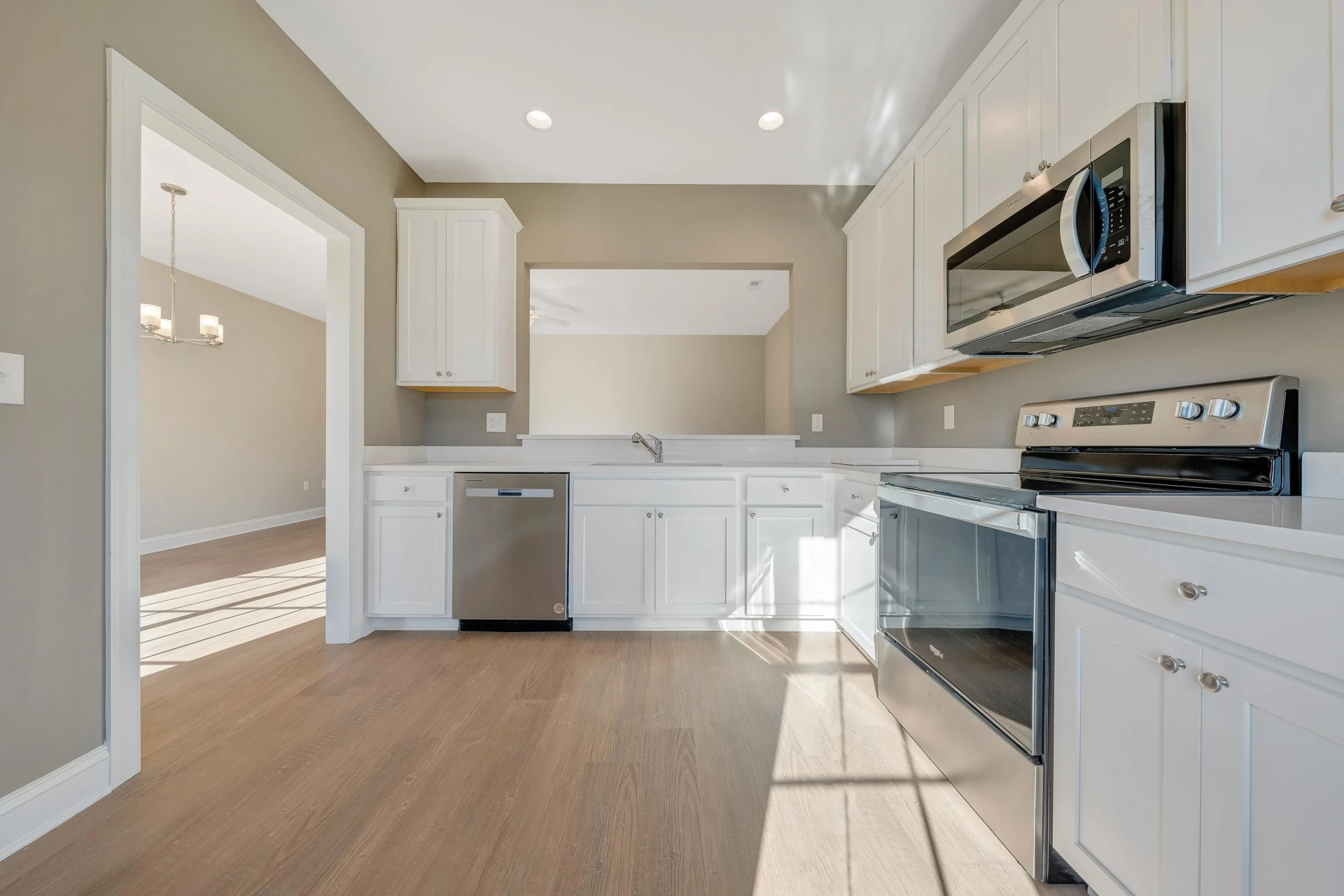 5679 Huntridge RD - Photo 9