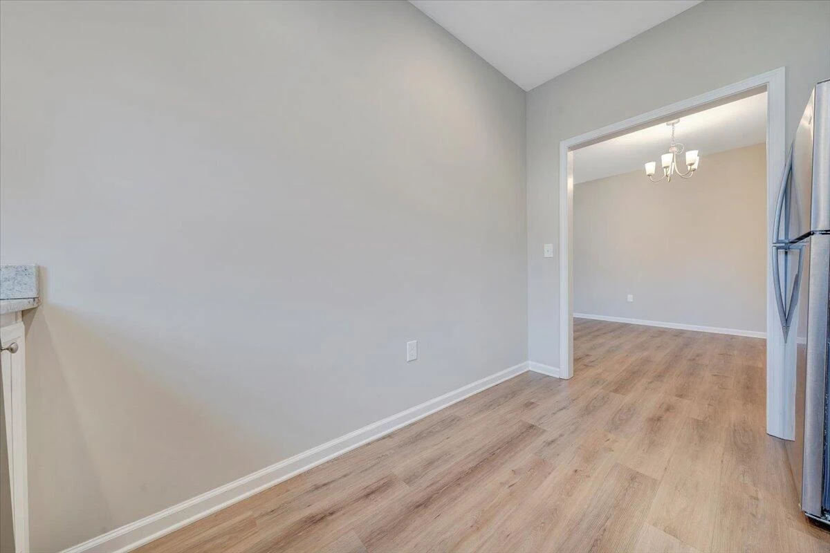 5715 Huntridge RD - Photo 12
