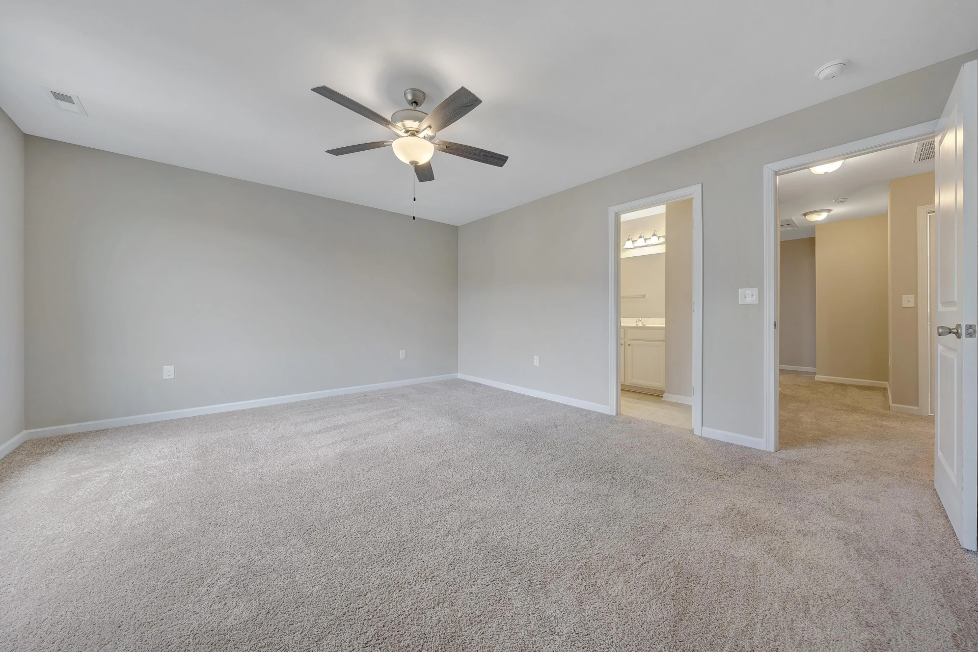 5687 Huntridge RD - Photo 15