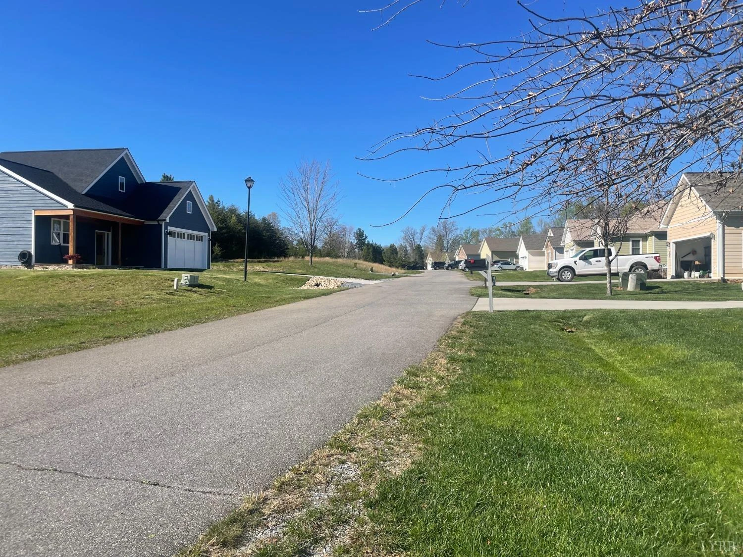 69 Barrows Hill DR - Photo 3