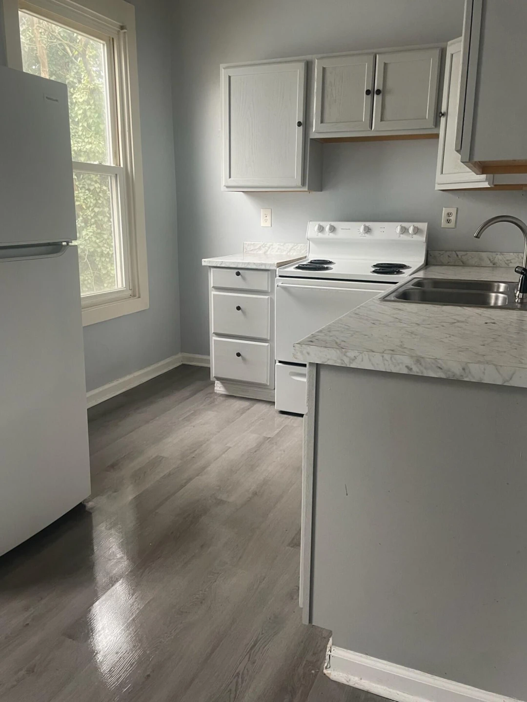 1110 Campbell AVE SW - Photo 11