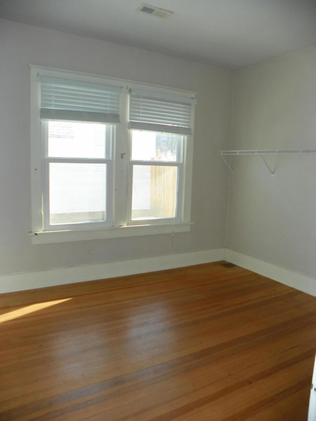 841 Front ST - Photo 11