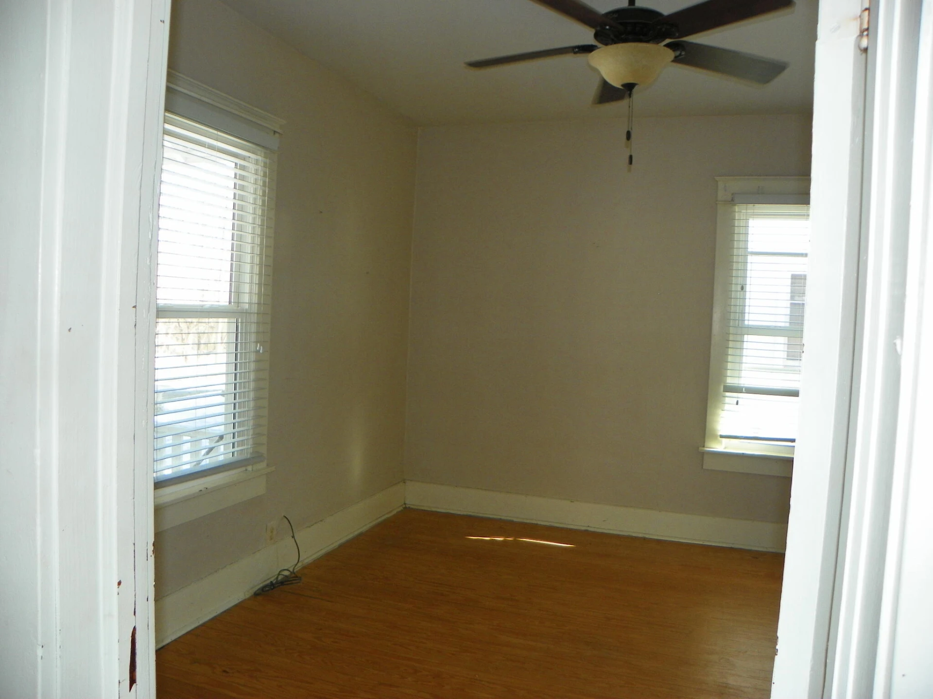 841 Front ST - Photo 15