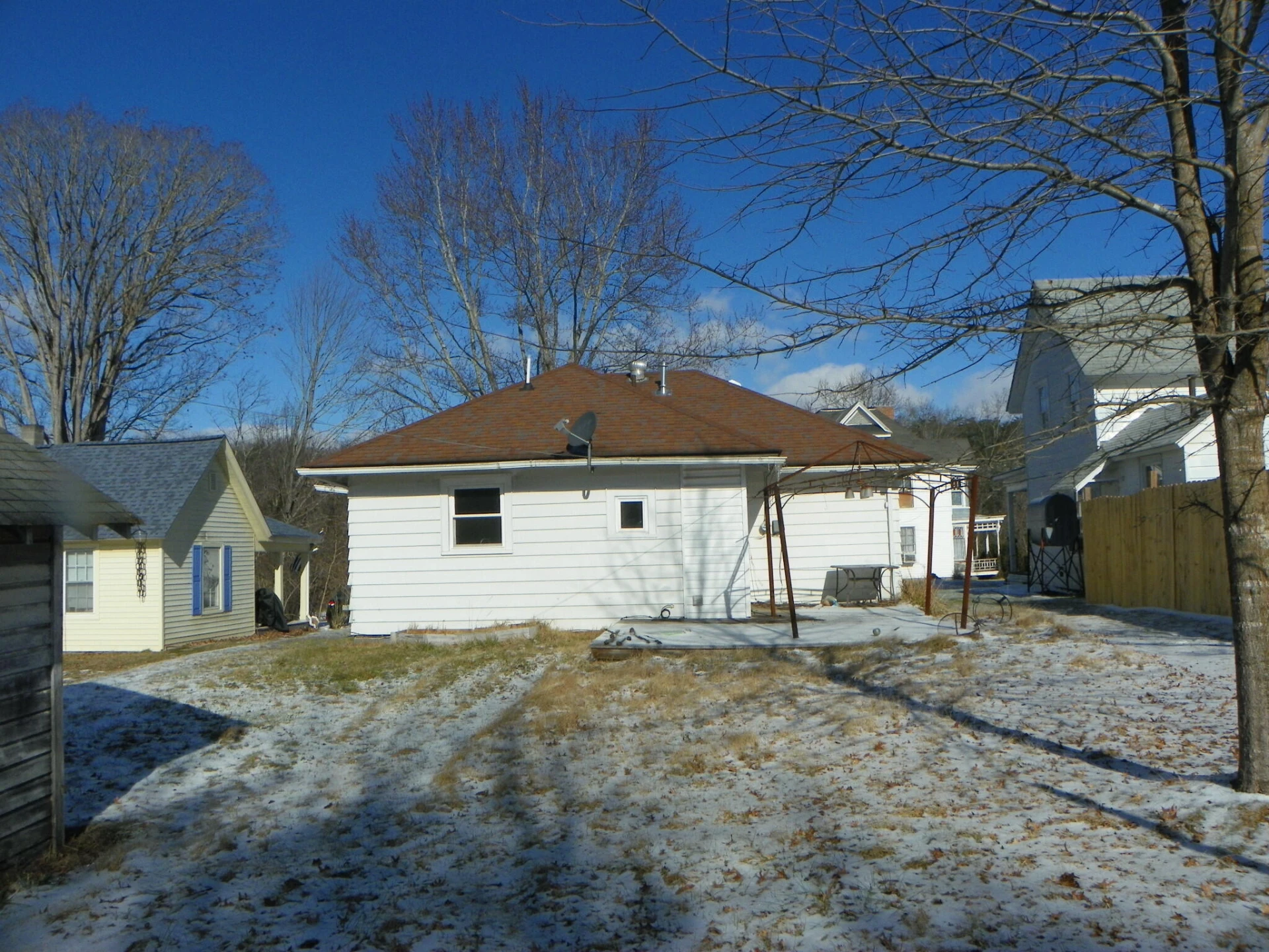 841 Front ST - Photo 20