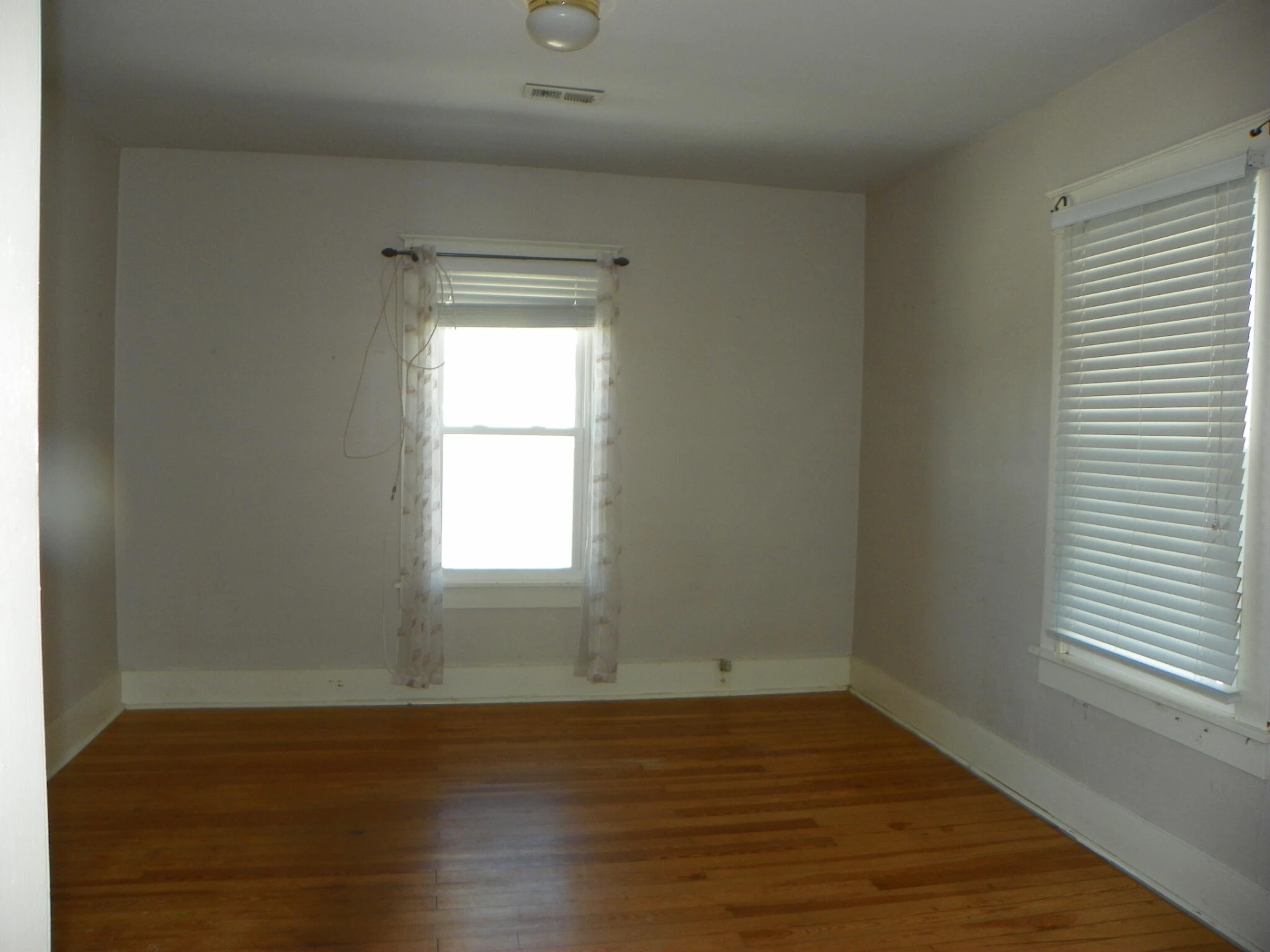 841 Front ST - Photo 8