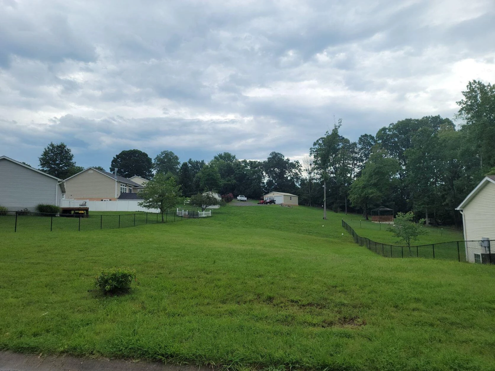 00 LEANOR ST