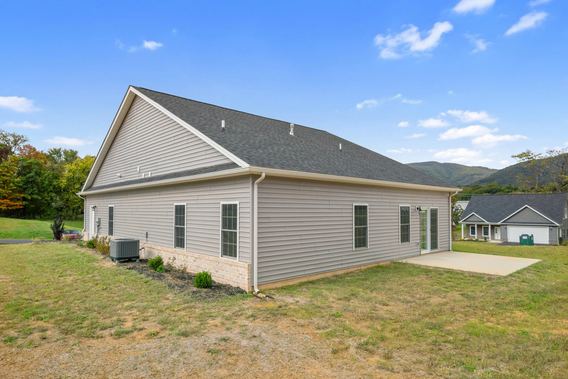 5506 New Pleasant WAY - Photo 9