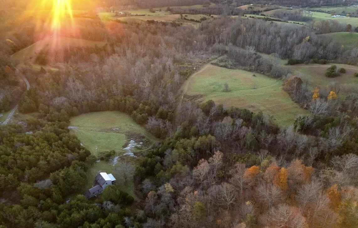 305 County Line RD