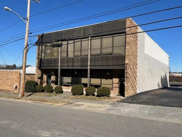 114 Jefferson AVE #& 122