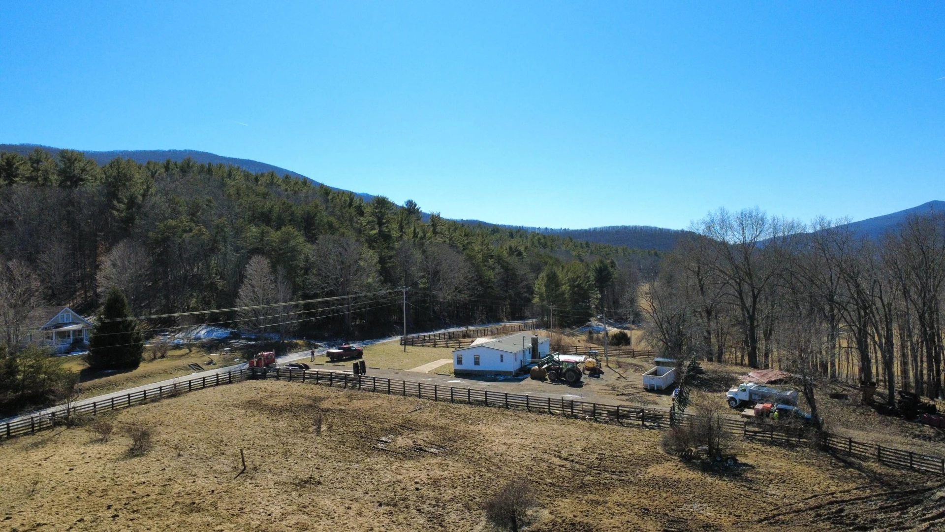 9210 Potts Creek RD - Photo 10
